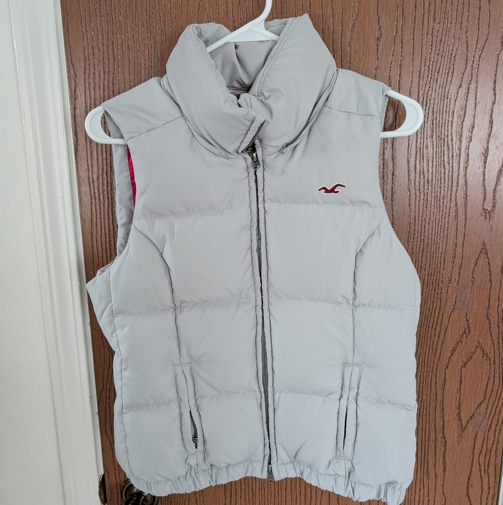 Hollister Puffer Vest (no hood) size M